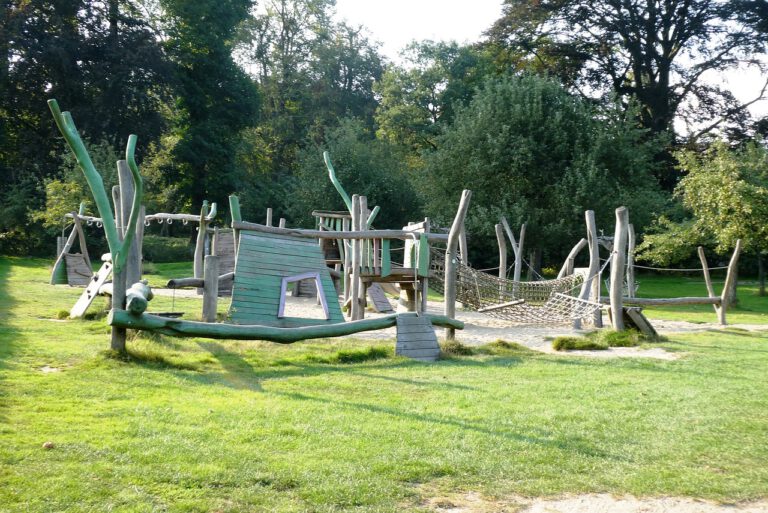 childrens-playground-4895612_1280